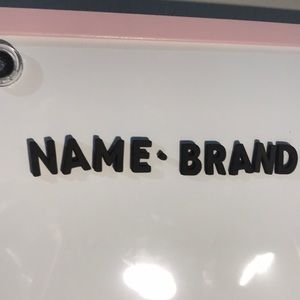 Meet your Posher, Taylor